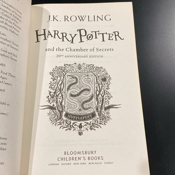 Harry Potter and the Chamber of Secrets (20th Anniversary Edition) - Novel - Picture 6 of 12